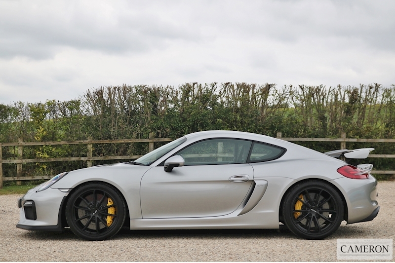 3.8 981 GT4 Coupe 2dr Petrol Manual (s/s) (238 g/km, 380 bhp)