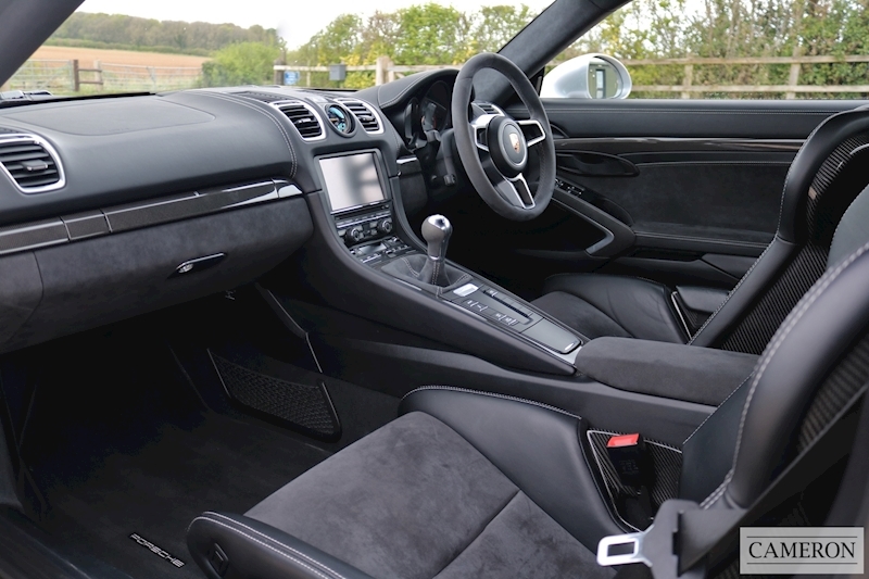 Porsche 3.8 981 GT4 Coupe 2dr Petrol Manual (s/s) (238 g/km, 380 bhp)