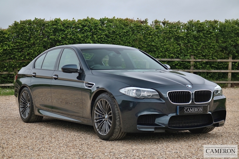 BMW M5 4.4 V8 M DCT 4dr Saloon Automatic Petrol