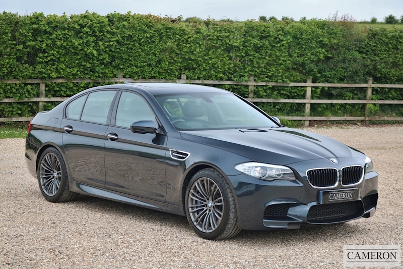BMW M5 4.4 V8 M DCT 4dr Saloon Automatic Petrol