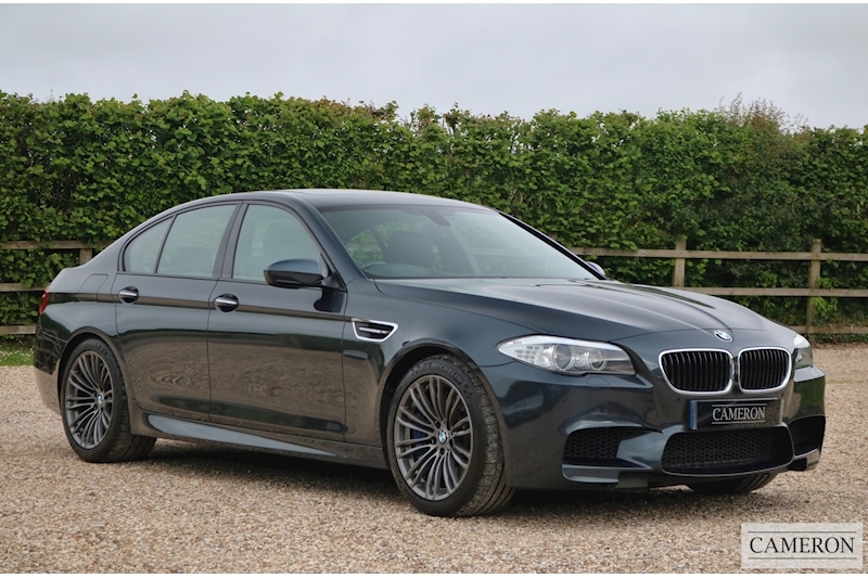 BMW M5 4.4 V8 M DCT 4dr Saloon Automatic Petrol