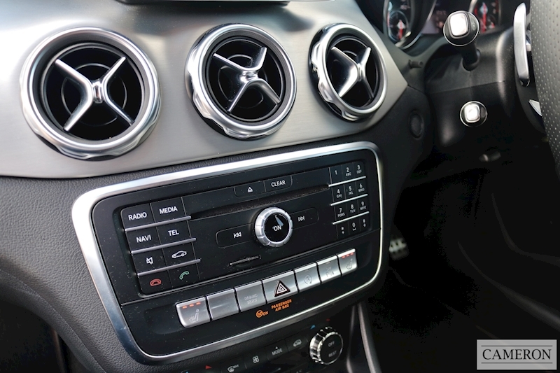 Mercedes-Benz GLA Class GLA200 AMG Line 1.6 5dr SUV Automatic Petrol