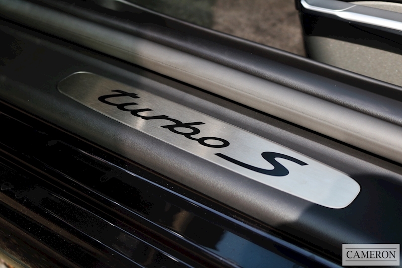 Porsche 911 997 Turbo S Gen 2 PDK Coupe 3.8 2dr Coupe Automatic Petrol
