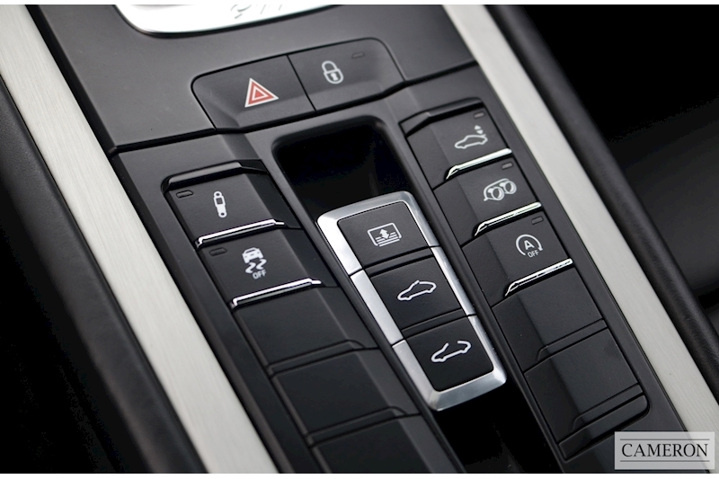 Porsche 911 991 Carrera S Gen 2 PDK Coupe 3.0 2dr Coupe Automatic Petrol