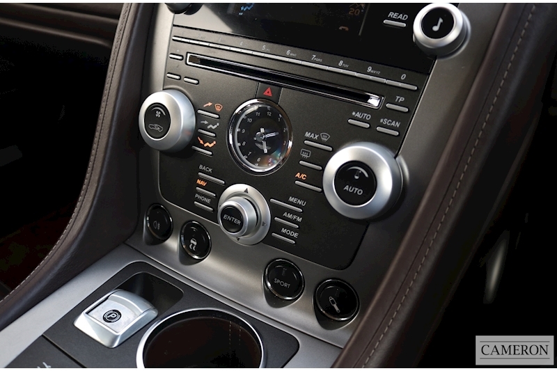 Aston Martin V12 Saloon 4dr Petrol T-Tronic II (355 g/km, 469.35 bhp)