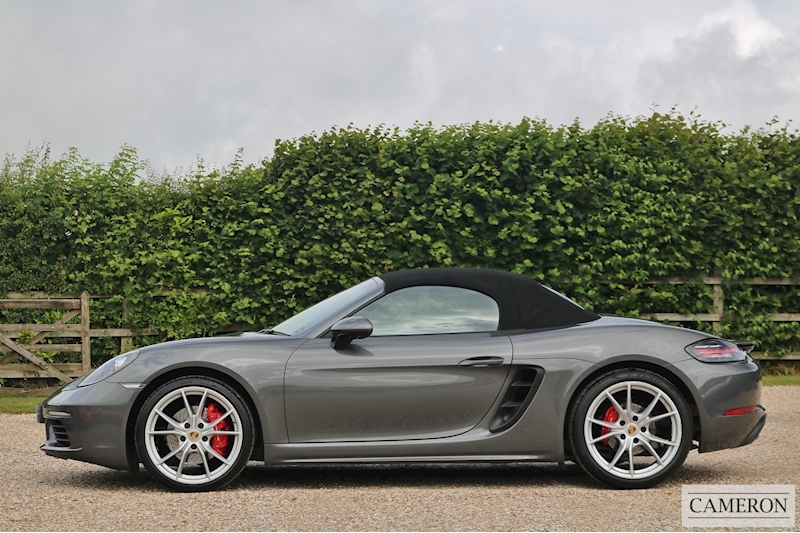 Porsche 718 Boxster 2.5 S PDK 2.5 2dr Convertible Automatic Petrol