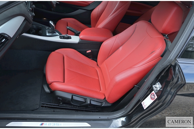 BMW 3.0 M235i Coupe 2dr Petrol Auto Euro 6 (s/s) (326 ps)