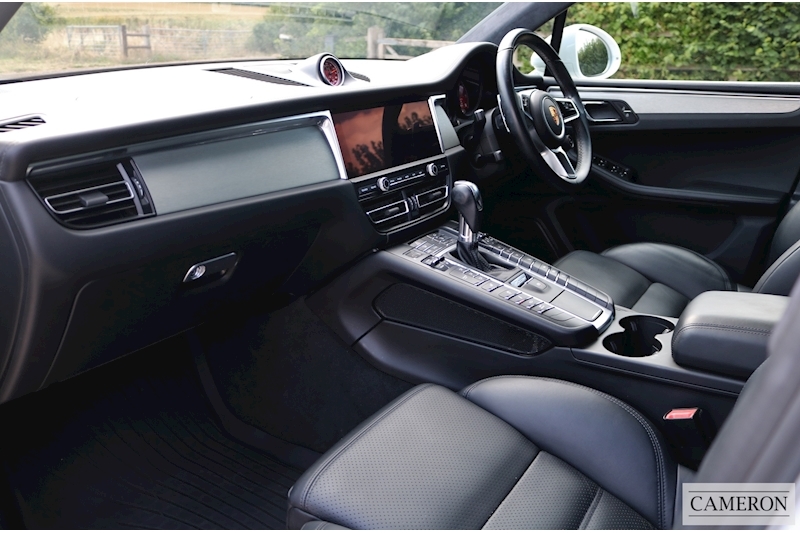 Porsche 2.9T V6 Turbo SUV 5dr Petrol PDK 4WD Euro 6 (s/s) (440 ps)