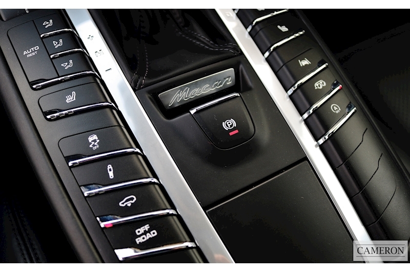 Porsche 2.9T V6 Turbo SUV 5dr Petrol PDK 4WD Euro 6 (s/s) (440 ps)