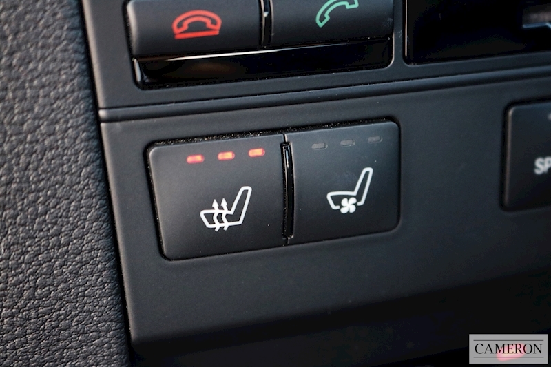 Mercedes-Benz 3.5 E350 V6 BlueEfficiency Sport Edition 125 Coupe 2dr Petrol G-Tronic Euro 5 (306 ps)