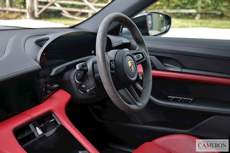 Porsche Performance Plus 93.4kWh 4S Saloon 4dr Electric Auto 4WD (571 ps)