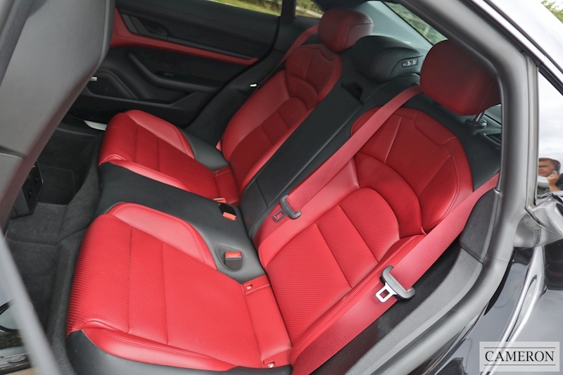 Porsche Performance Plus 93.4kWh 4S Saloon 4dr Electric Auto 4WD (571 ps)