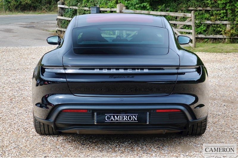 Porsche Performance Plus 93.4kWh 4S Saloon 4dr Electric Auto 4WD (571 ps)