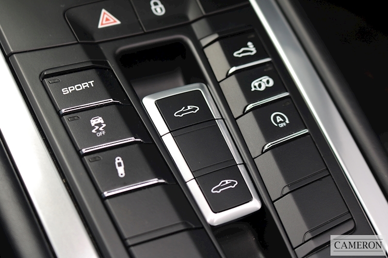 Porsche 911 991 Targa 4 S Gen 2 PDK 3.0 2dr Convertible Automatic Petrol