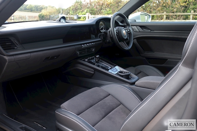 Porsche 992 Carrera GTS PDK Coupe