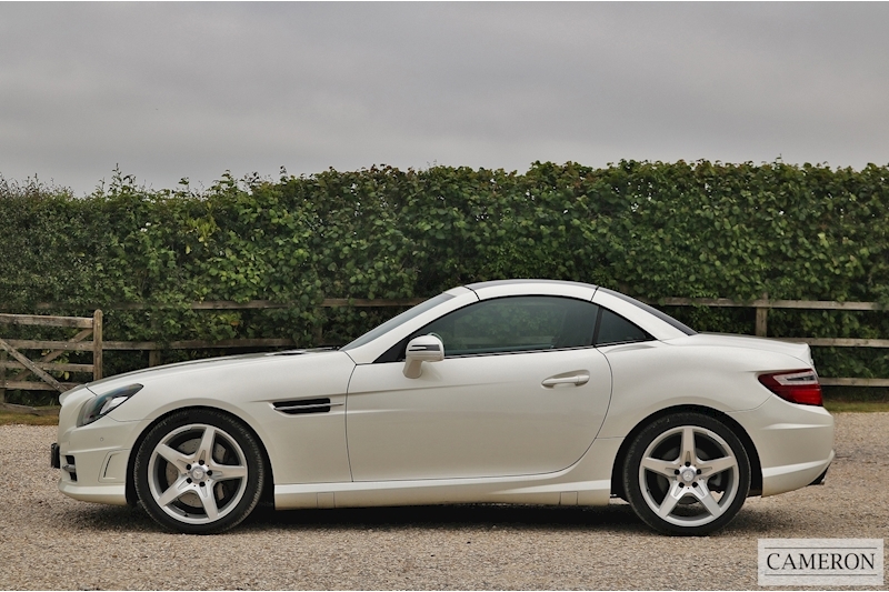 Mercedes-Benz 2.1 SLK250 CDI BlueEfficiency AMG Sport Convertible 2dr Diesel G-Tronic+ Euro 5 (s/s) (204 ps)