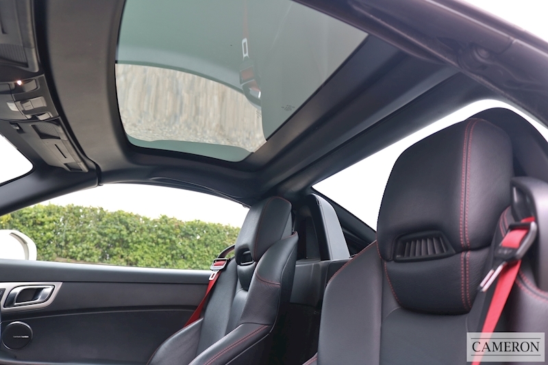 Mercedes-Benz 2.1 SLK250 CDI BlueEfficiency AMG Sport Convertible 2dr Diesel G-Tronic+ Euro 5 (s/s) (204 ps)