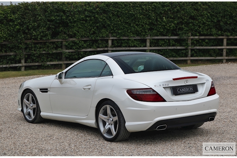 Mercedes-Benz 2.1 SLK250 CDI BlueEfficiency AMG Sport Convertible 2dr Diesel G-Tronic+ Euro 5 (s/s) (204 ps)