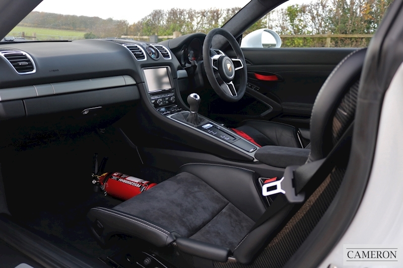 Porsche 3.8 981 GT4 Coupe 2dr Petrol Manual Euro 6 (385 ps)