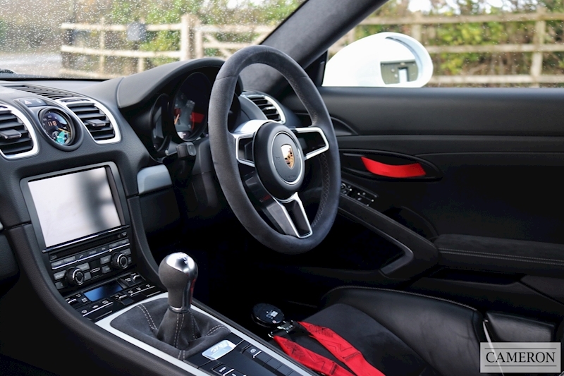 Porsche 3.8 981 GT4 Coupe 2dr Petrol Manual Euro 6 (385 ps)