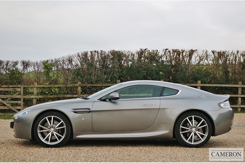 Aston Martin 4.7 V8 Coupe Manual 4.7 2dr Coupe Manual Petrol