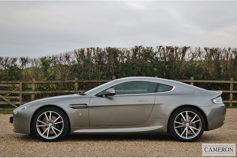 Aston Martin 4.7 V8 Coupe Manual 4.7 2dr Coupe Manual Petrol