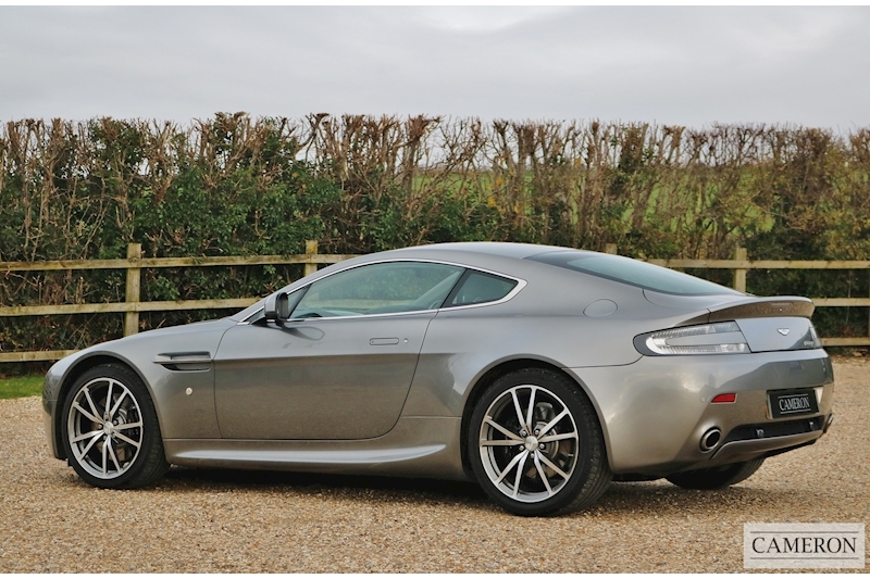 Aston Martin 4.7 V8 Coupe Manual 4.7 2dr Coupe Manual Petrol