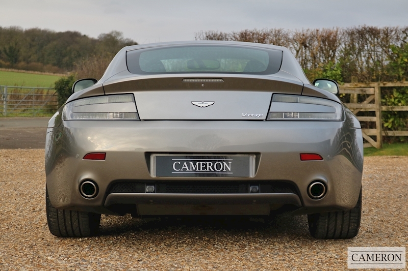 Aston Martin 4.7 V8 Coupe Manual 4.7 2dr Coupe Manual Petrol