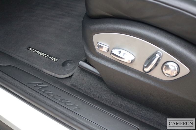 Porsche 2.0T PDK 2.0 5dr SUV Automatic Petrol