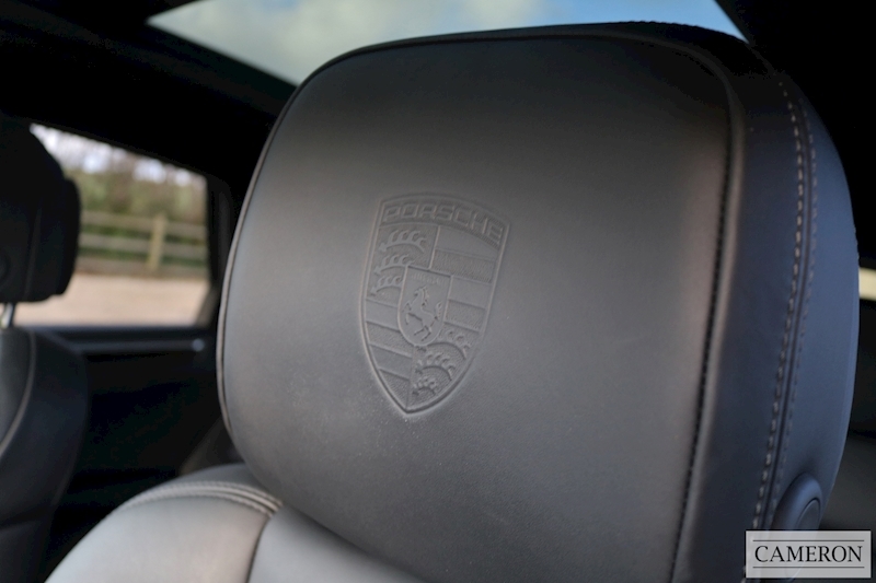 Porsche 3.0T V6 S 3.0 5dr SUV Automatic Petrol