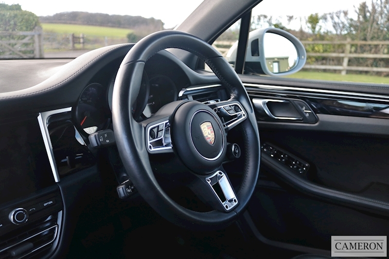 Porsche 3.0T V6 S 3.0 5dr SUV Automatic Petrol