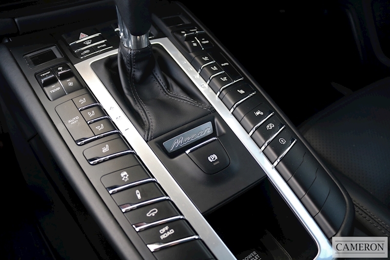 Porsche 3.0T V6 S 3.0 5dr SUV Automatic Petrol