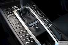 Porsche 3.0T V6 S 3.0 5dr SUV Automatic Petrol