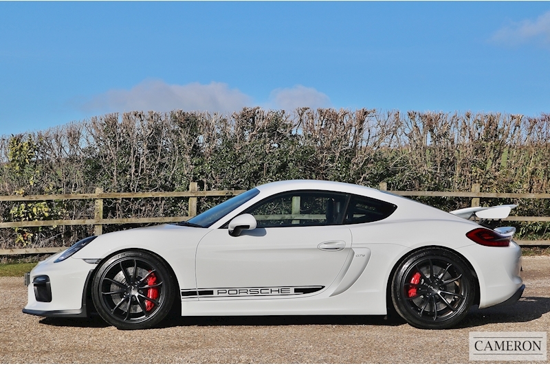 Porsche 981 GT4 3.8 2dr Coupe Manual Petrol