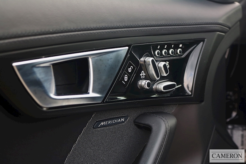 Jaguar 3.0 V6 S Convertible 3.0 2dr Convertible Automatic Petrol