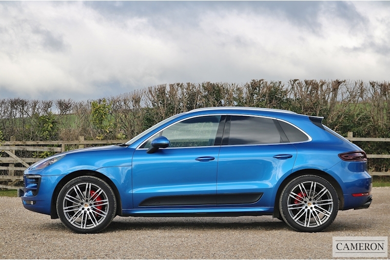 Porsche 3.0T V6 GTS PDK 3.0 5dr SUV Automatic Petrol