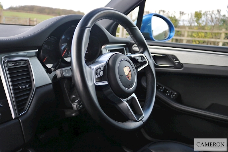 Porsche 3.0T V6 GTS PDK 3.0 5dr SUV Automatic Petrol