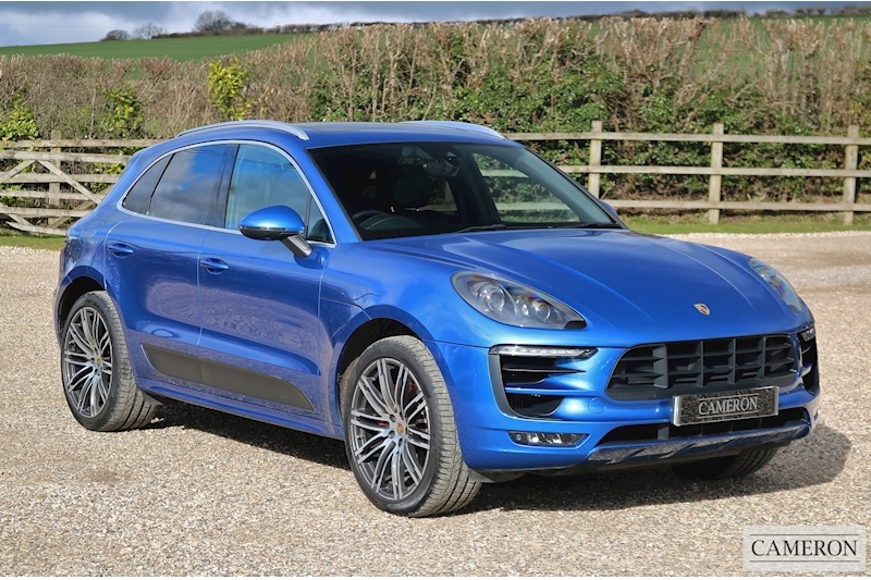 Porsche 3.0T V6 GTS PDK 3.0 5dr SUV Automatic Petrol