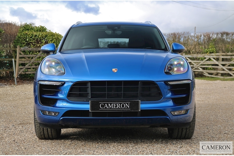 Porsche 3.0T V6 GTS PDK 3.0 5dr SUV Automatic Petrol