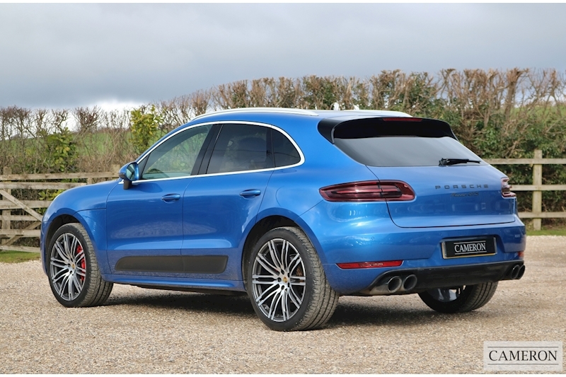 Porsche 3.0T V6 GTS PDK 3.0 5dr SUV Automatic Petrol