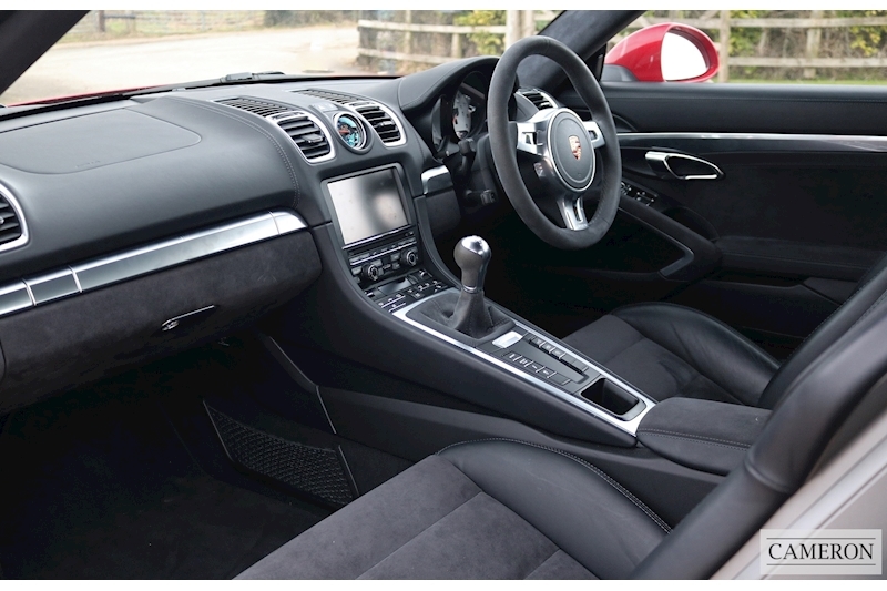 Porsche 981 3.4 GTS 3.4 2dr Coupe Manual Petrol