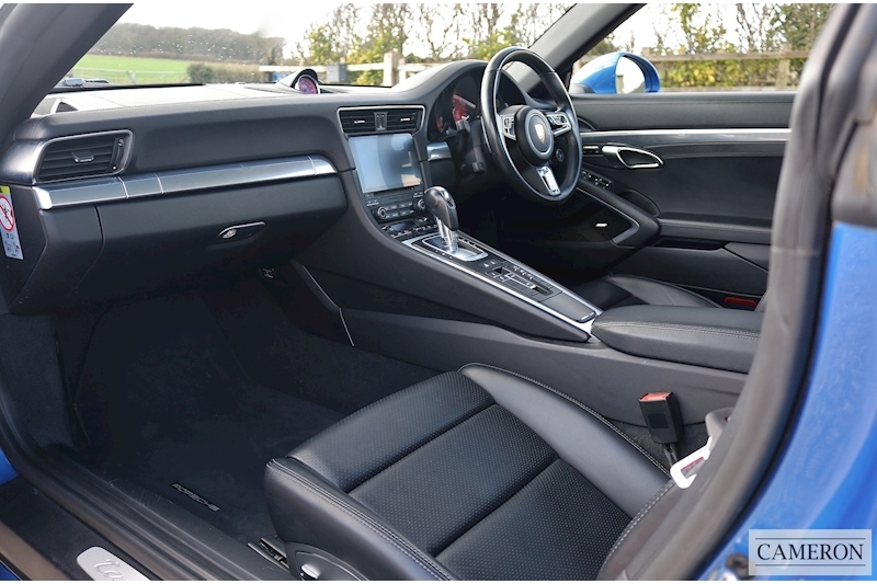 Porsche 991 Targa 4 S Gen 2 PDK 3.0 2dr Coupe Automatic Petrol