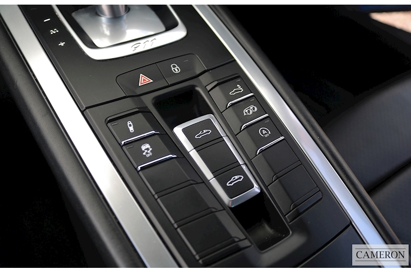 Porsche 991 Targa 4 S Gen 2 PDK 3.0 2dr Coupe Automatic Petrol
