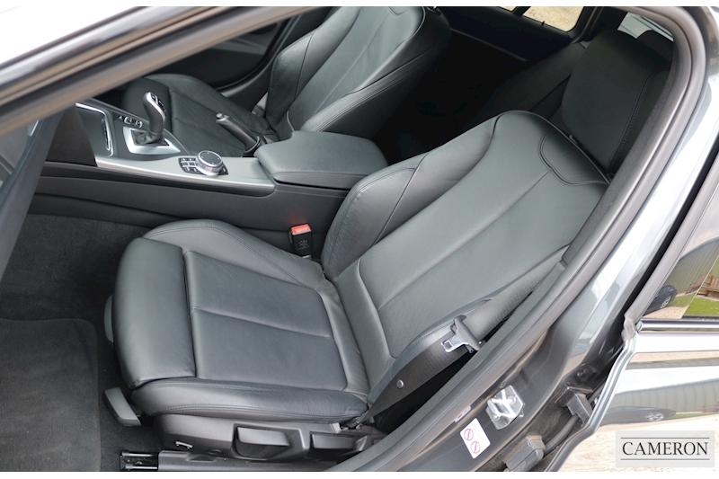 BMW 3.0 330d M Sport Shadow Edition Touring 5dr Diesel Auto xDrive Euro 6 (s/s) (258 ps)