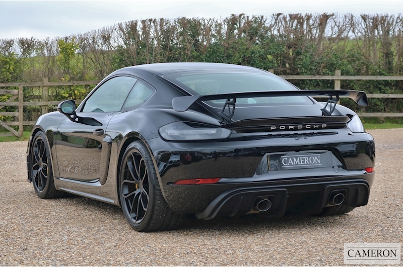 Porsche 4.0 GT4 Coupe 2dr Petrol Manual Euro 6 (s/s) (420 ps)
