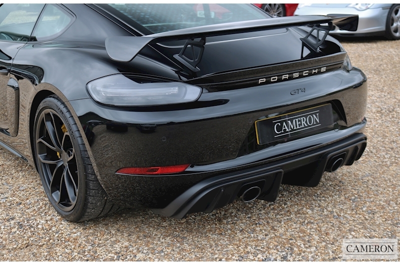 Porsche 4.0 GT4 Coupe 2dr Petrol Manual Euro 6 (s/s) (420 ps)