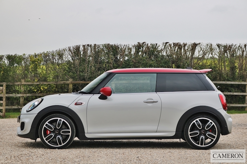 MINI 2.0 John Cooper Works Hatchback 3dr Petrol Steptronic Euro 6 (s/s) (231 ps)