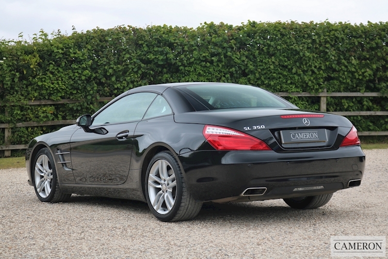 Mercedes-Benz 3.5 SL350 V6 BlueEfficiency Convertible 2dr Petrol G-Tronic Euro 5 (s/s) (306 ps)