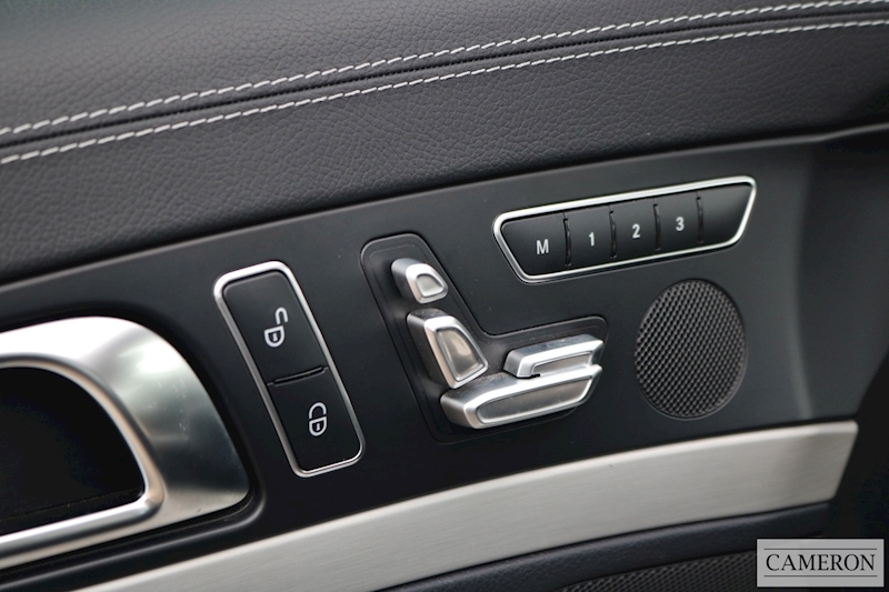 Mercedes-Benz 3.5 SL350 V6 BlueEfficiency Convertible 2dr Petrol G-Tronic Euro 5 (s/s) (306 ps)