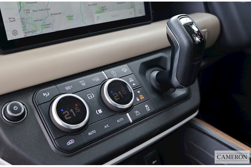 Land Rover 3.0 D250 MHEV X-Dynamic HSE SUV 5dr Diesel Auto 4WD Euro 6 (s/s) (250 ps)